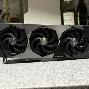 MSI RTX 5080 SUPRIM