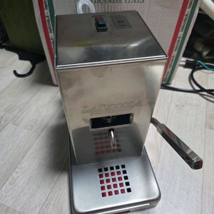 라피콜라 파드 머신 팝니다