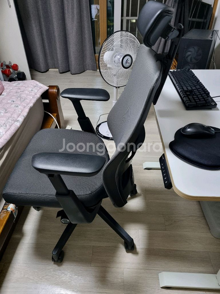리바트하움 뉴테크닉 의자--1