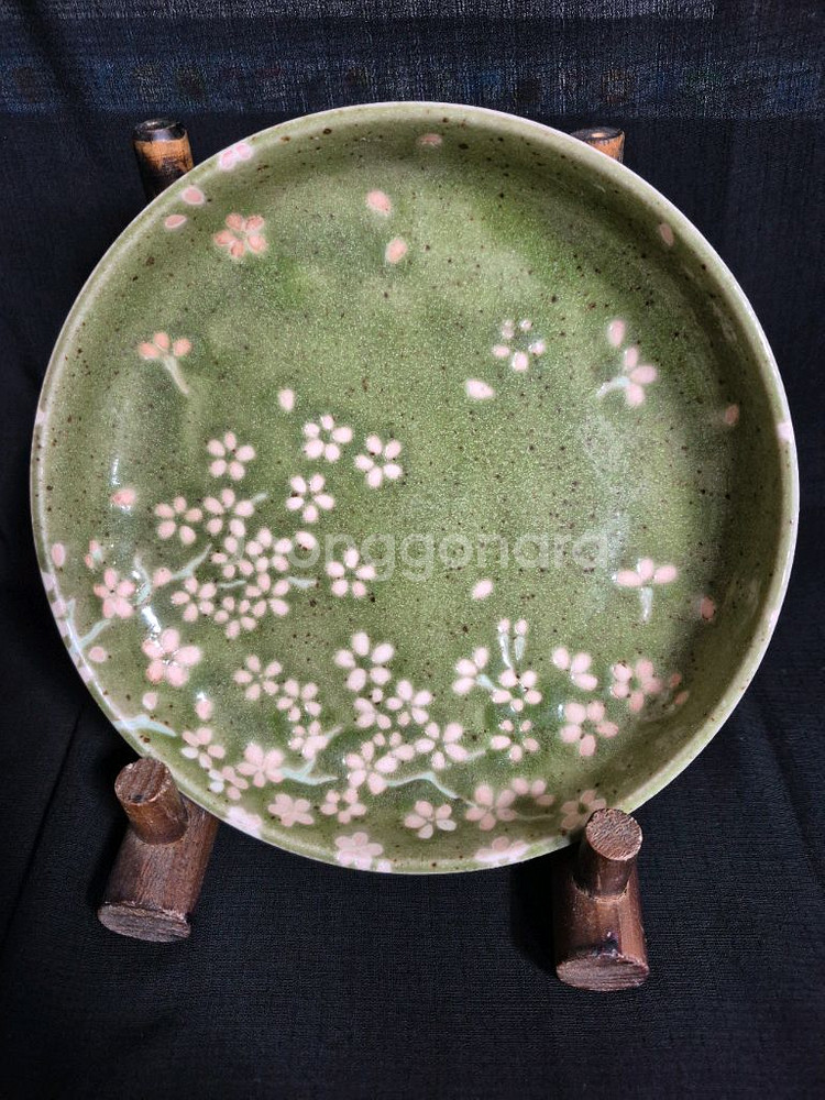 매화 그림 법랑채 접시. 수반.--0