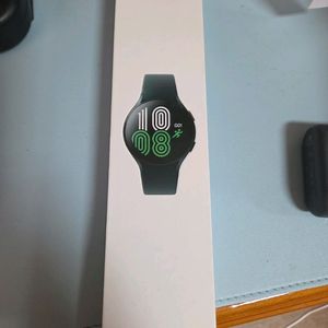 갤럭시 워치4 44mm LTE 그린 팝니다