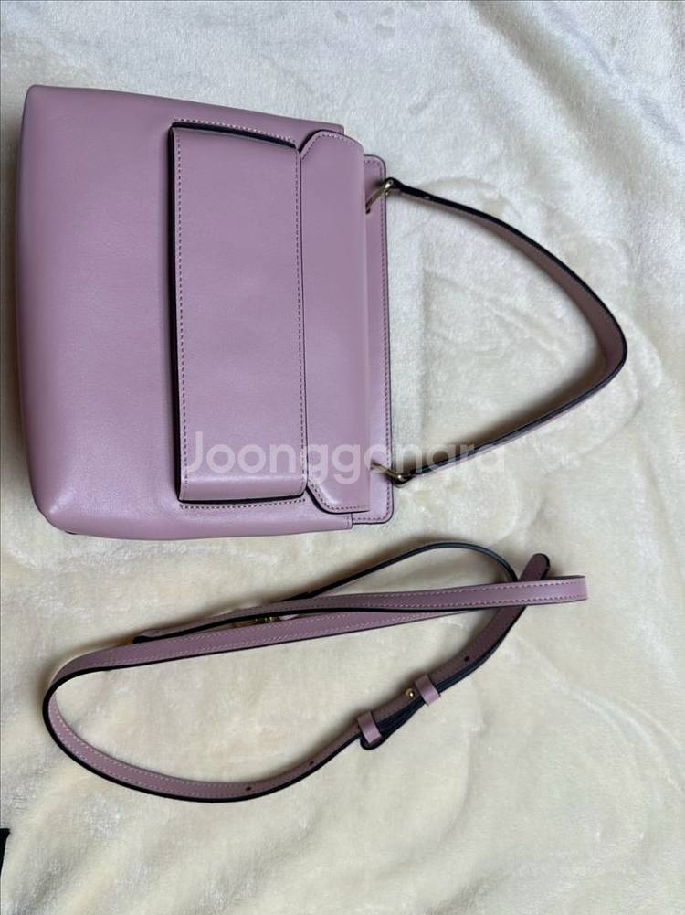 AND J 플랩 에이백 Acid PINK 판매합니다--0