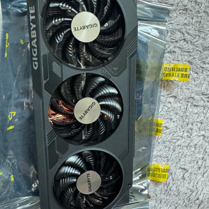 4070ti 윈드포스 그래픽카드 급처합니다