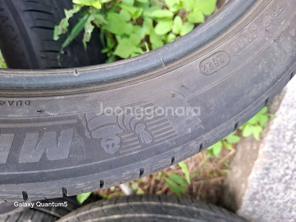 245/45R19 미쉐린투어AS 2본팝니다--1
