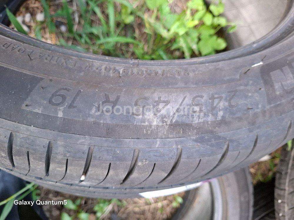 245/45R19 미쉐린투어AS 2본팝니다--2