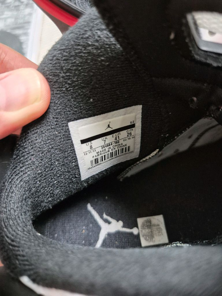 나이키 조던6 카마인 이미지