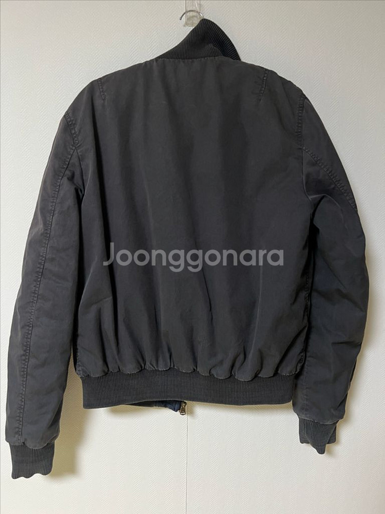 버버리 브릿 양면 퀼팅 패딩 m--4