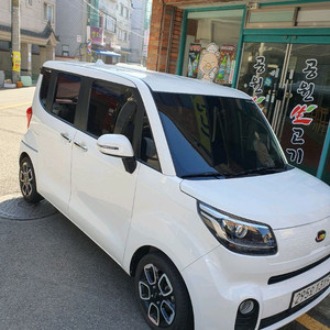 더 뉴 레이 캠핑카