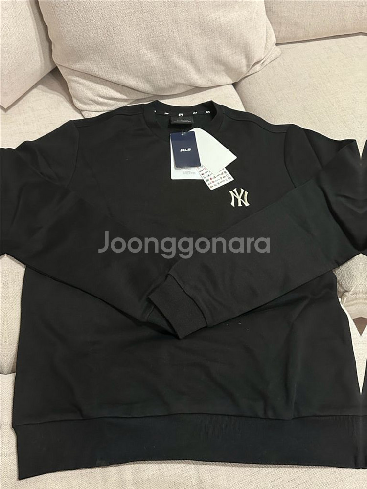MLB 맨투맨 새상품--5