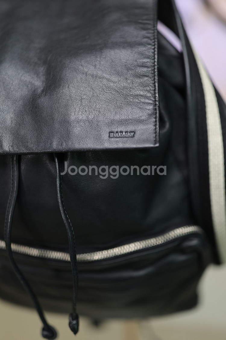 [정품] 발리(BALLY) 블랙 천연가죽 백팩--0