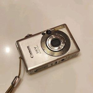 Canon IXY 55 빈티지 중고 디카 판매합니다.