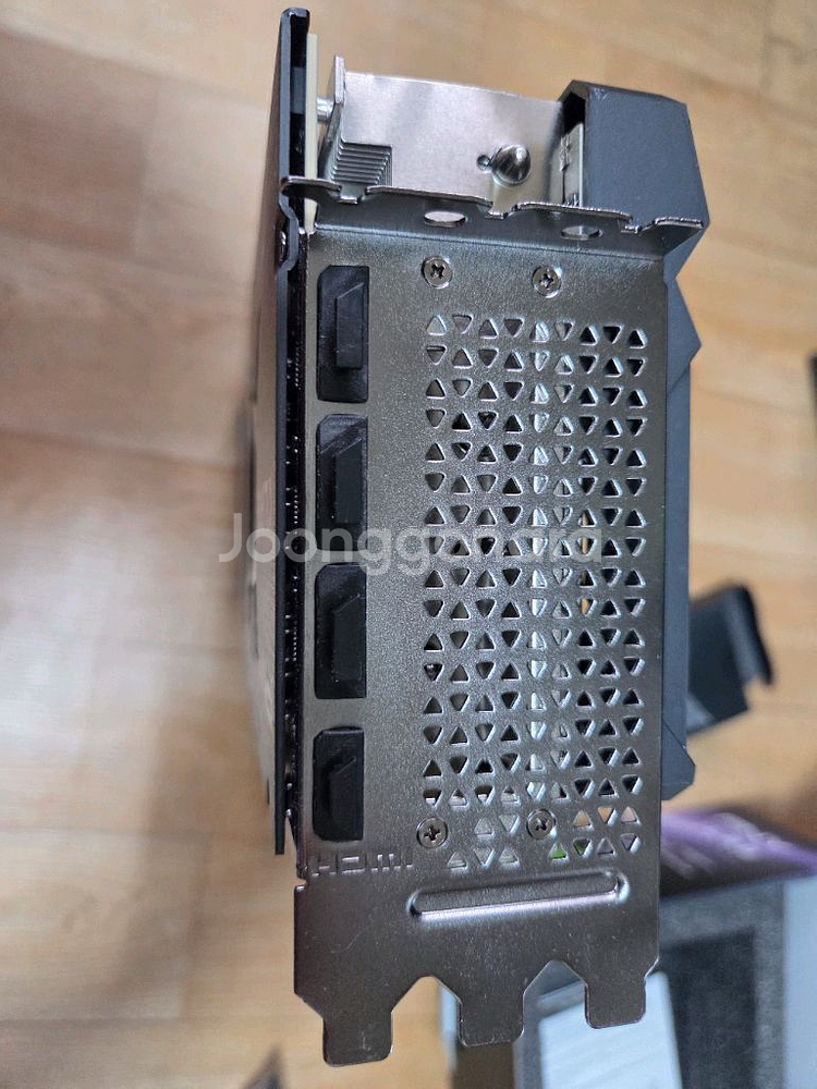 PNY XLR8 RTX 4080 super epic-x--3