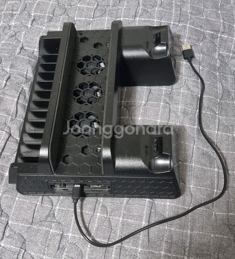 반택포)DOBE PS4 PRO 수직 거치대--0