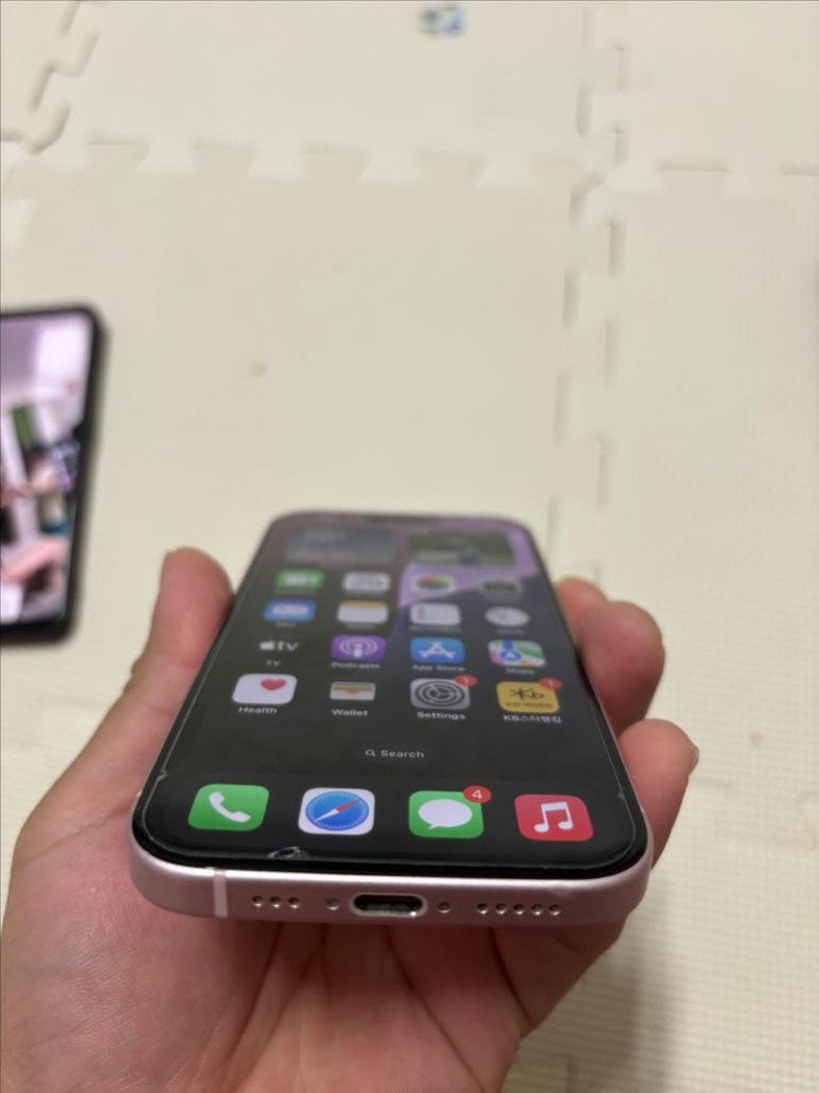 아이폰 15 128 판니다--1