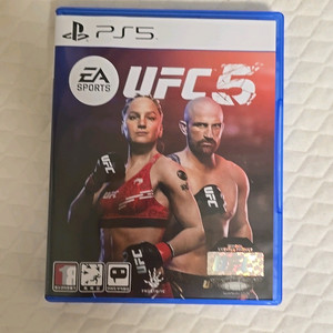 PS5 UFC5 팝니다!