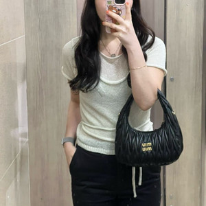 미우미우 완더 마테라쎄 나파 가죽 호보백