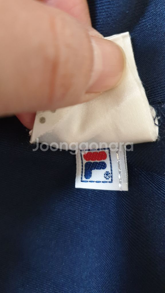 [남성M] 일본정품 휠라 올드스쿨 점퍼 상태굿 무배--9
