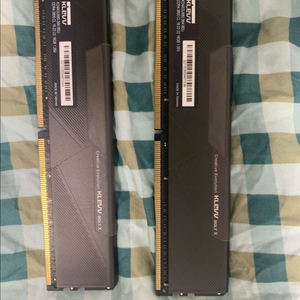 ESSENCORE DDR4 3600 16gb x 2