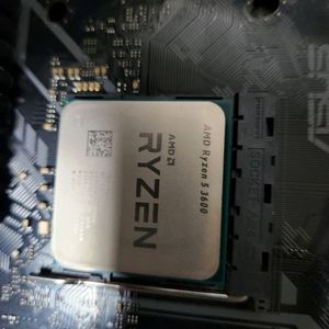 amd 3600. 32기가 b450m 메인보드 팝니다
