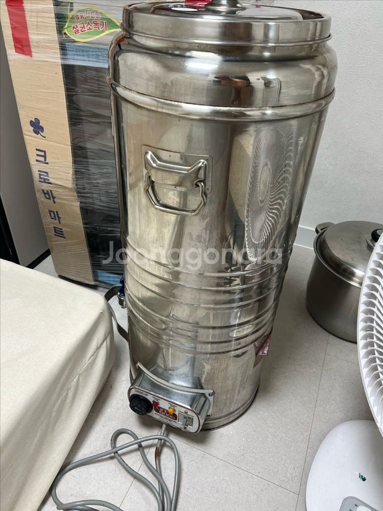 전기물끓이기 60L 팝니다.--1