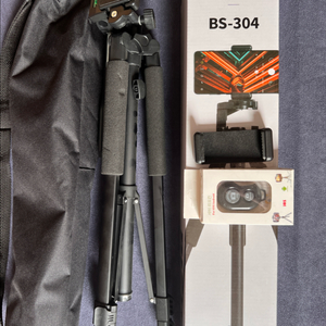 BISO 스마트폰 BS304 블랙 삼각대 팔아요