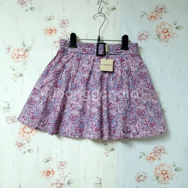새것) 버버리 여아 스커트 12Y 152cm--0