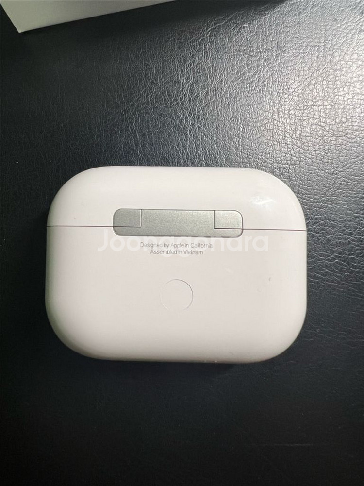 에어팟 프로 2세대 c타입 풀박스 판매합니다.--4