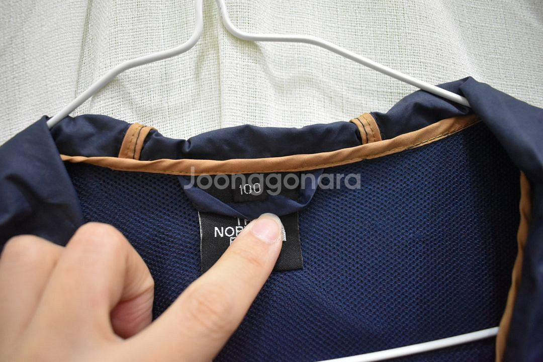 노스페이스 남성 바람막이 100--1