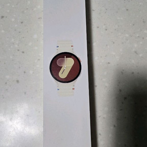 갤럭시워치7 40mm 크림 미개봉 팝니다