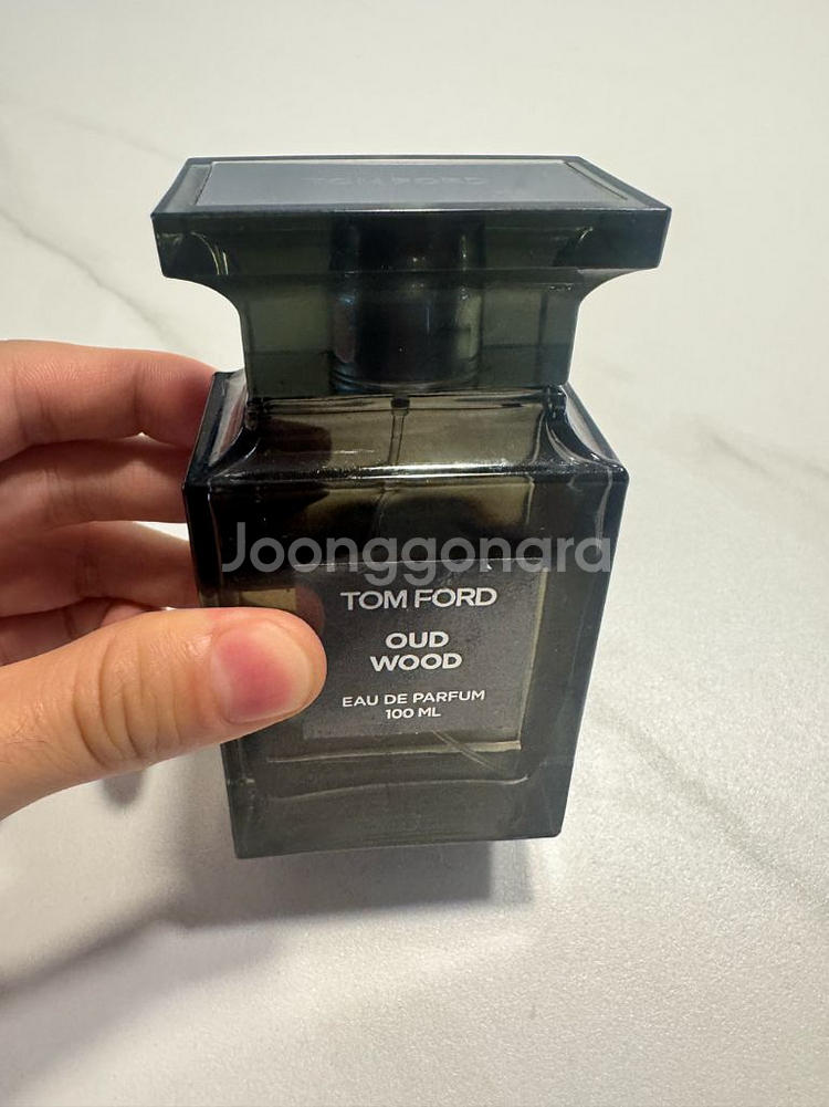 톰포드 오드우드 100ml 거의새거 판매합니다--1