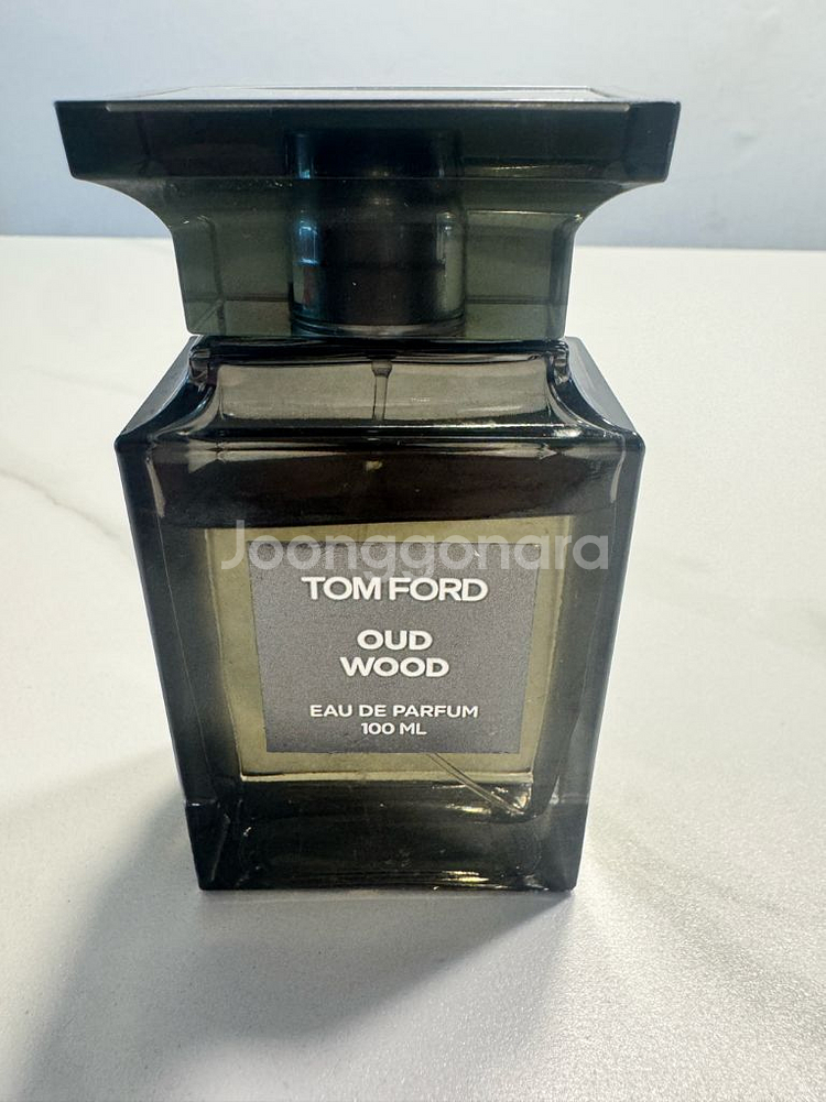 톰포드 오드우드 100ml 거의새거 판매합니다--3