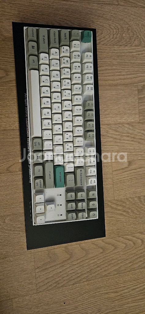 키크론 k8 pro se 쉘 화이트 유무선 키보드--0