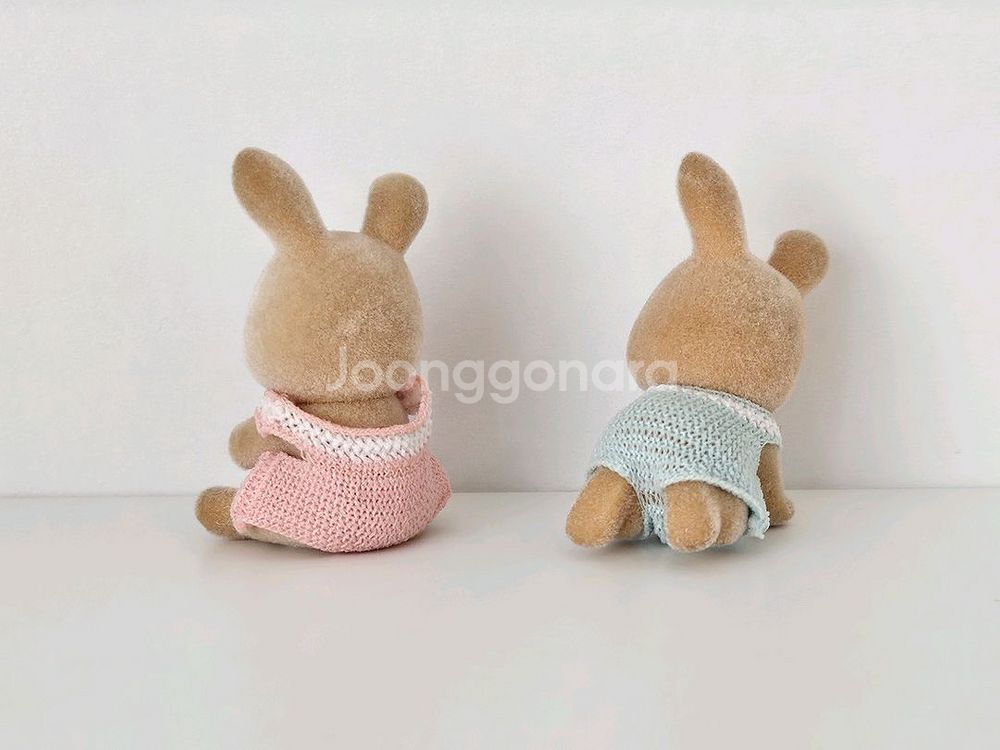 실바니안 뜨개옷 귀접토끼 쌍둥이 아기--2