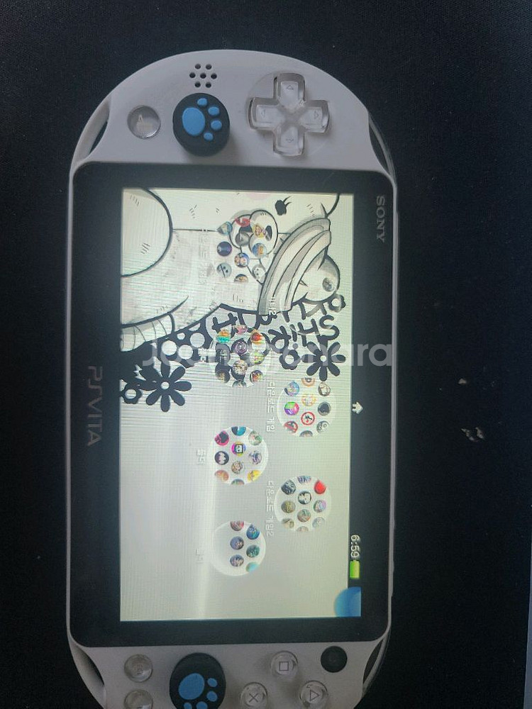 ps vita 512 팝니다--1