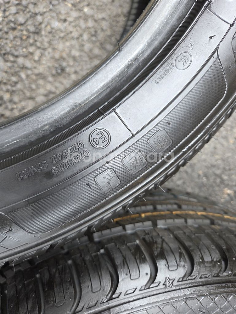 토요타이어 215 50 17 타이어판매--2