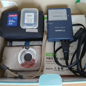 캐논 IXUS 900 Ti