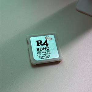 닌텐도 DS, 3DS R4SDHC 16기가