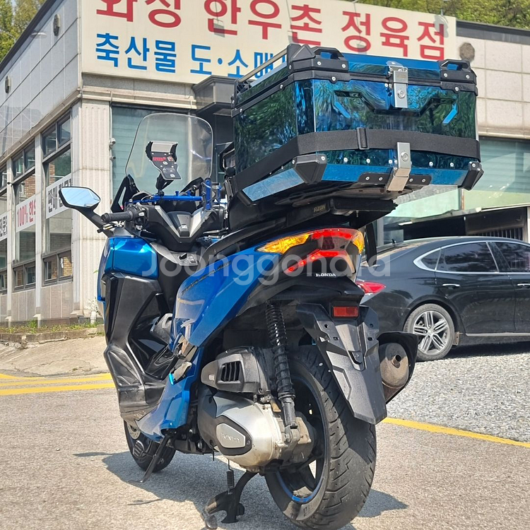 혼다 포르자350 22년형 배달셋팅 판매합니다.--4