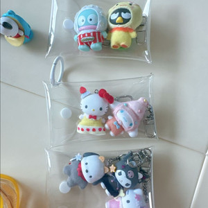 산리오 디저트 천사악마 키링 키티