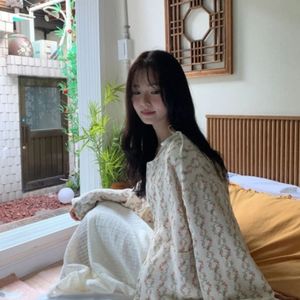(새상품) 로버블 오름 꽃 면요루 가디건