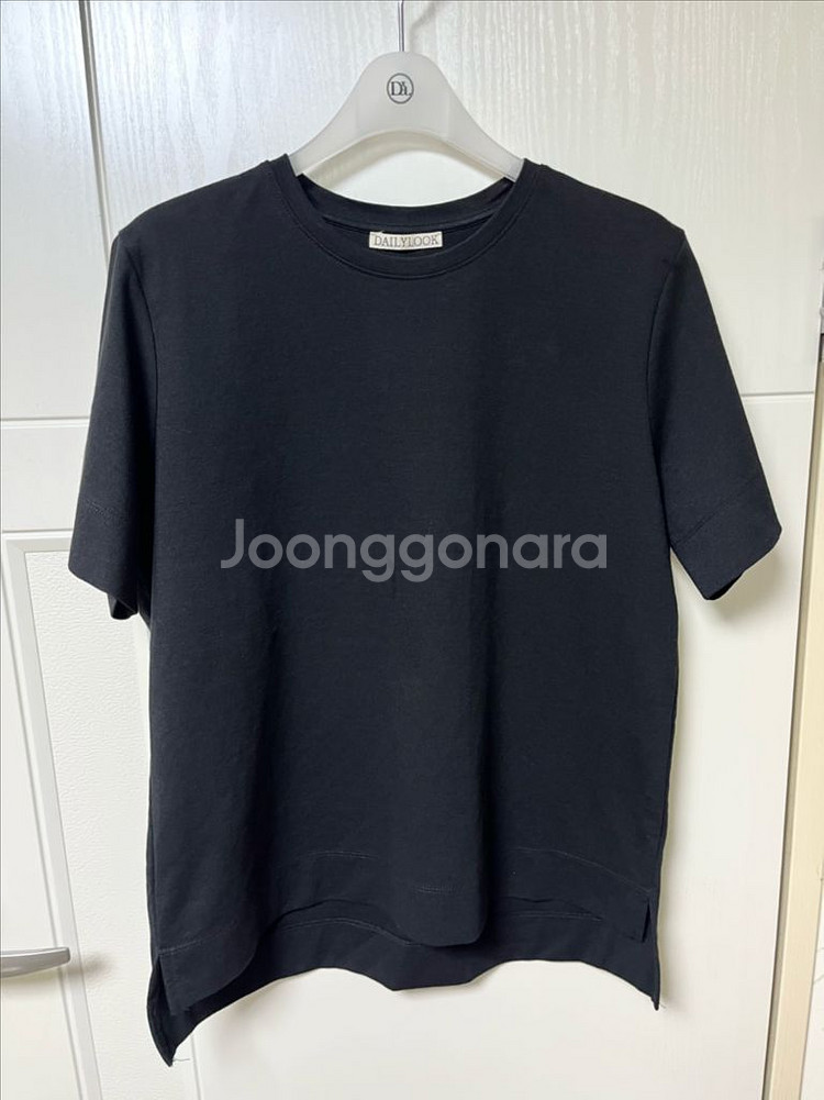 데일리룩 보이드티셔츠--1