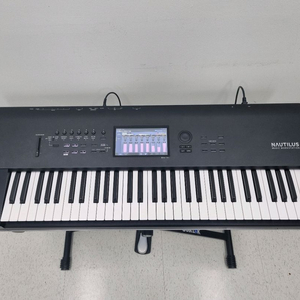 Korg Nautilus 61건반 신디사이저