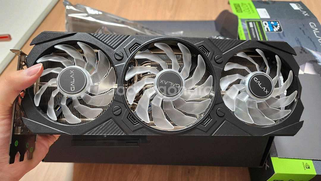 갤럭시 익스게이머 OC 4070TI SUPER 16GB--2
