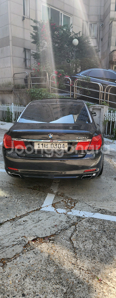 BMW740LI--1