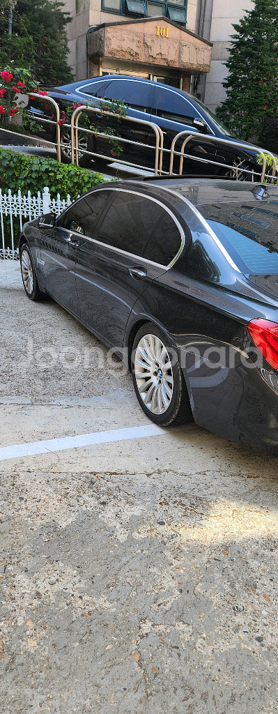 BMW740LI--3