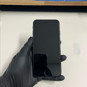 아이폰Se3 64G 미드나이트 S급!