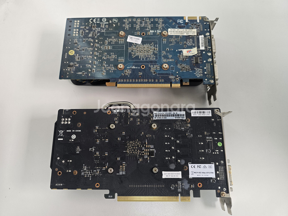 컬러풀 GTX1050TI 4G 그래픽카드 2개 일괄--4