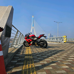 s1000r 16년 2만4천