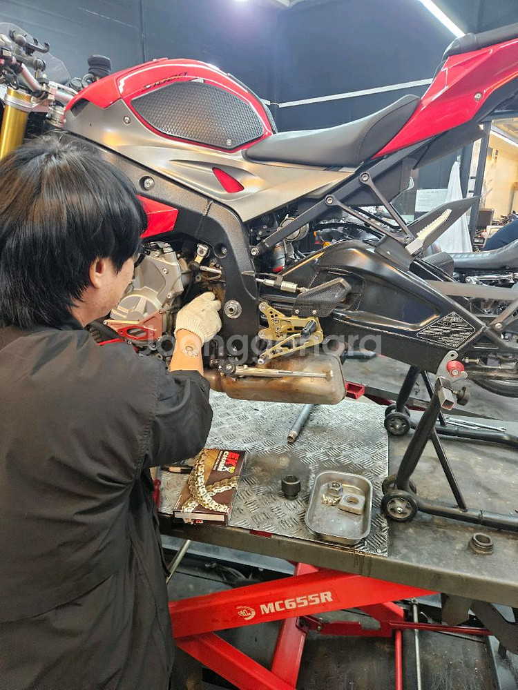 s1000r 16년 2만4천--6