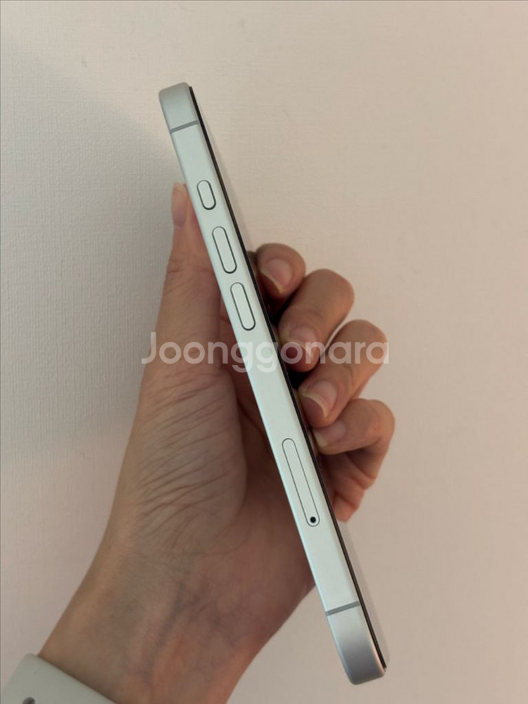 아이폰 16 화이트 256GB--4